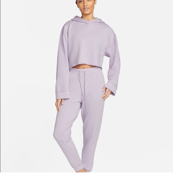 Nike yoga lavender hoodie - Picture 2 of 5